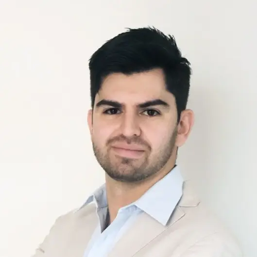 Dr. Gabriel Sandoval Macías, Cirujano Plastico