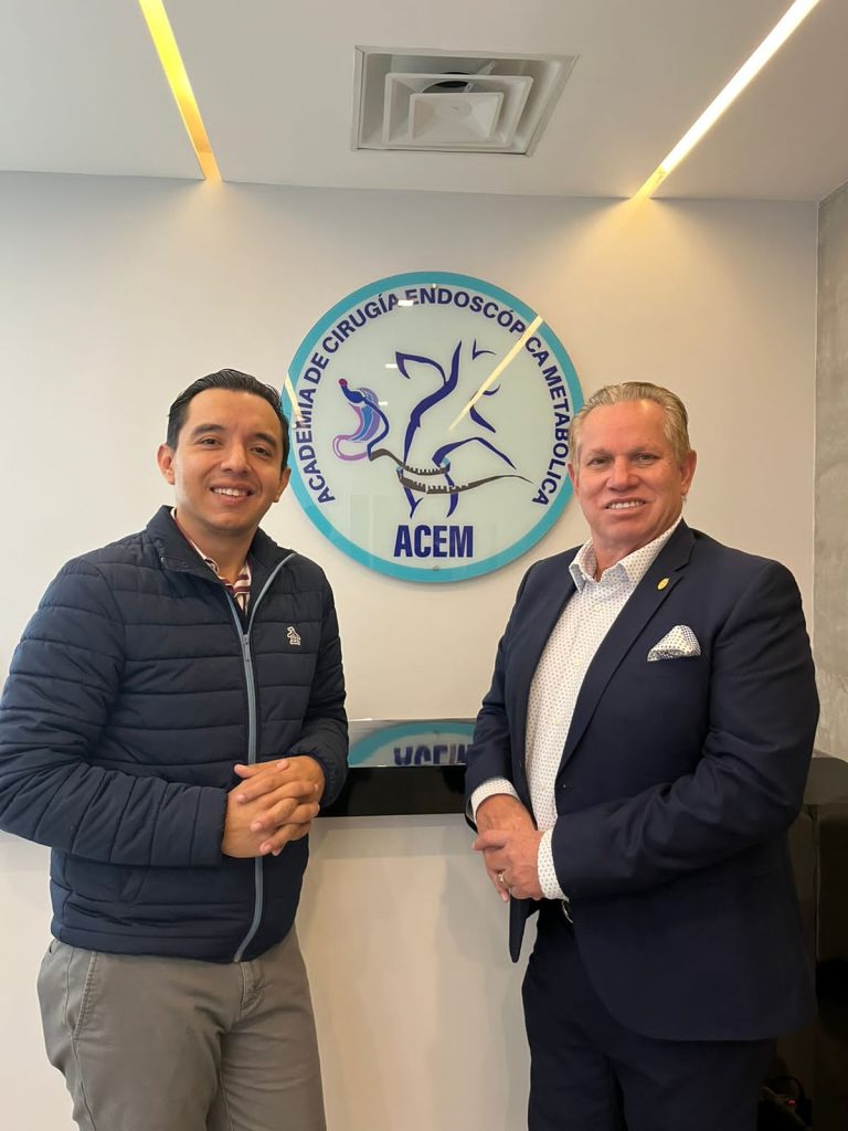 Dr, Jeffry Romero and Dr. Sergio Verboonen, Bariactric Surgeons at MediHealth Mexico